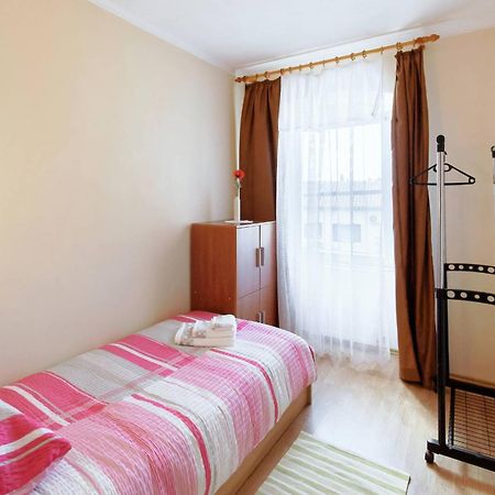 Apartments Viola By Rent Istria Momjan Eksteriør billede