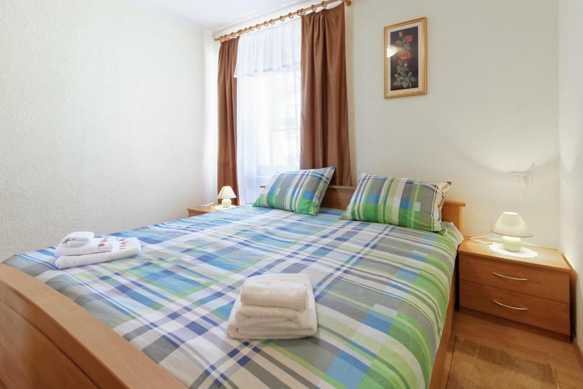 Apartments Viola By Rent Istria Momjan Eksteriør billede