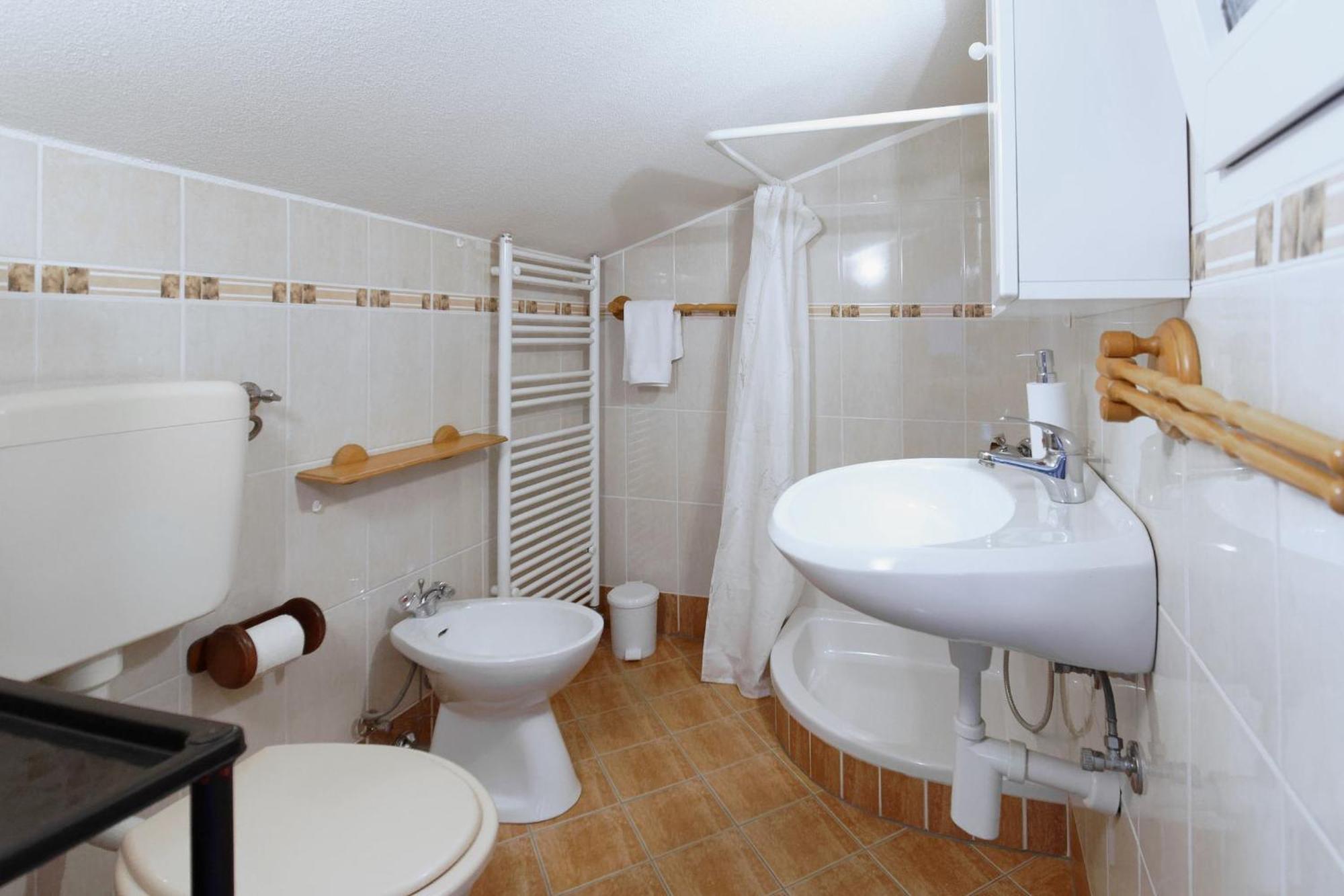 Apartments Viola By Rent Istria Momjan Eksteriør billede